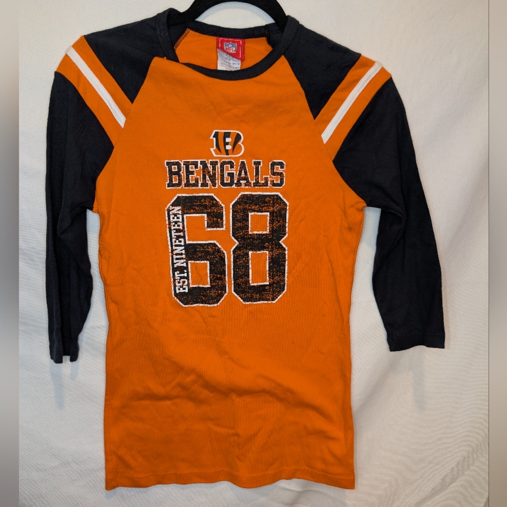 🧡 Cincinnati Bengals Youth Long Sleeve Tee – Size M | Vintage NFL Look